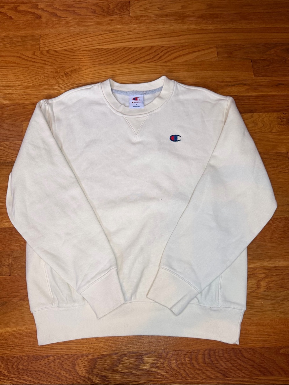 Champion Reverse Weave Crewneck Sweatshirt NWT Ivory Cream Small Embroidered Log